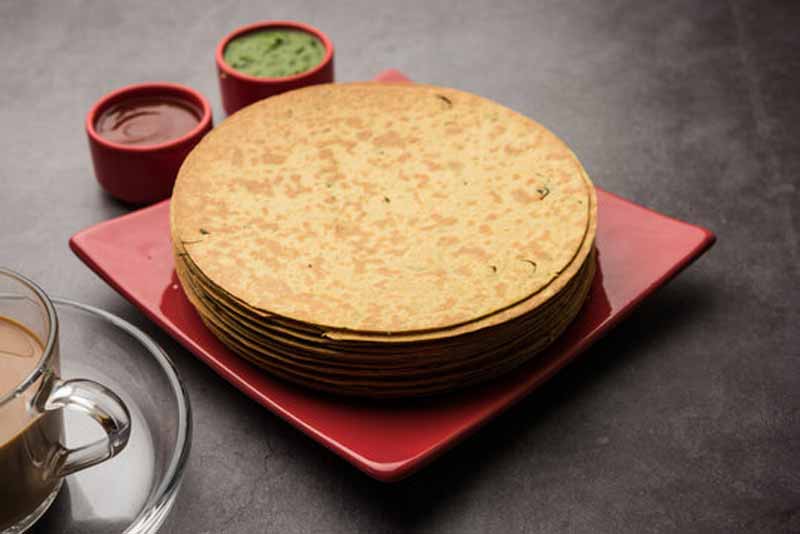 Khakhra (Gujarati Crispy Flatbread)
